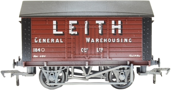 Bachmann 33-177U British Railways 10T Salt Van Leith General Warehousing Red 184 Image