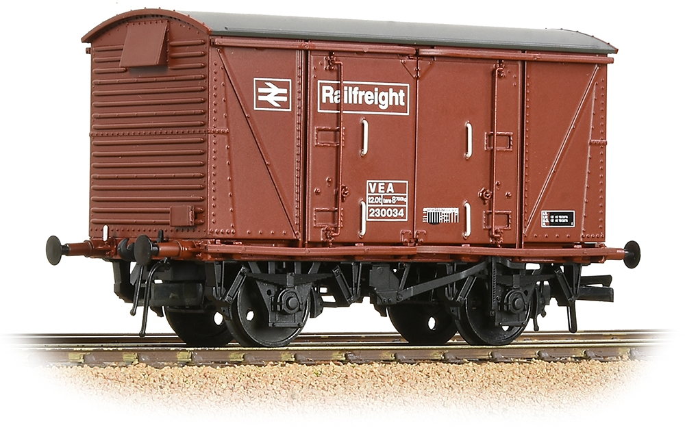 Bachmann 38-880 British Rail VEA/VFA 12t 'Vanwide' British Rail Railfreight Bauxite 230034 Image