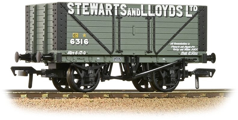 Bachmann 37-157A British Railways 8 Plank Wagon Stewarts & Lloyds Limited Grey 6316 Image