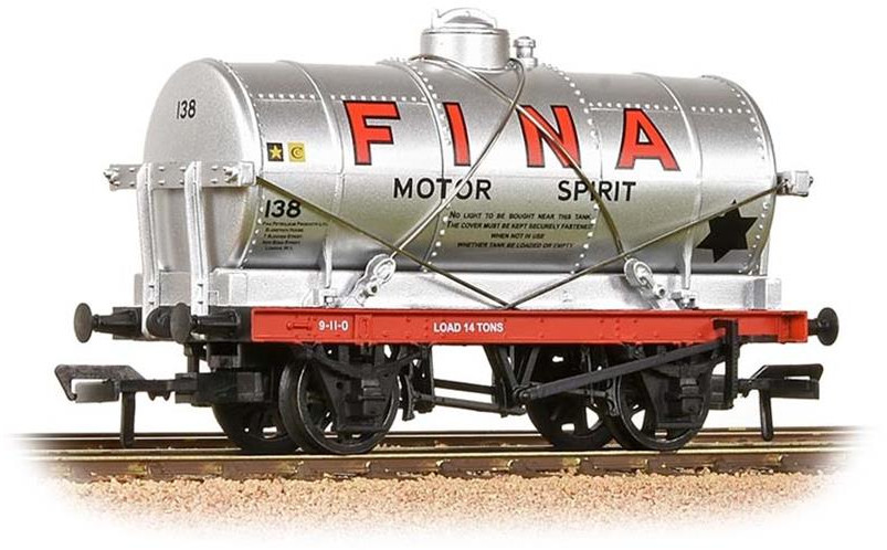 Bachmann 37-680B British Railways 14T Tank Petrofina Silver 138 Image