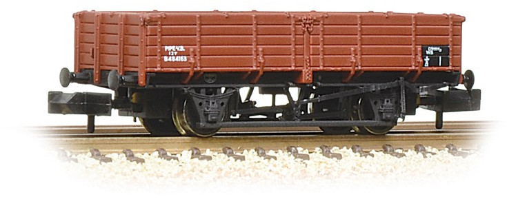 Graham Farish 377-777 British Railways 12T Pipe Wagon British Railways Bauxite B784163 Image