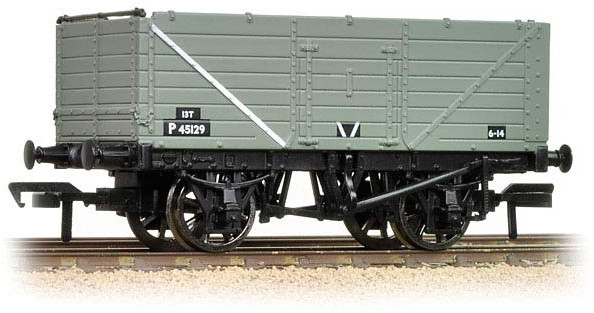 Bachmann 37-081E British Railways 7 Plank Wagon British Railways Grey P45129 Image