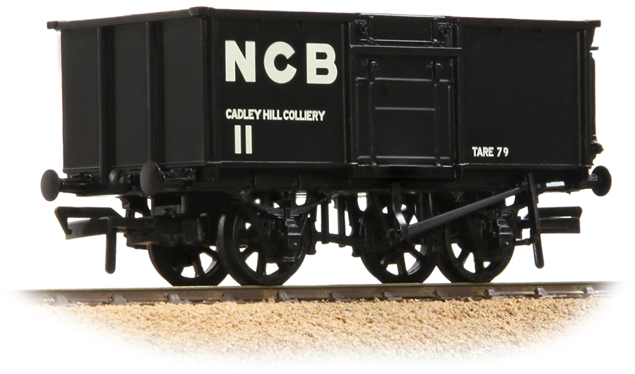 Bachmann 37-229 British Rail MCO/MCV/MXV 16T Steel Mineral National Coal Board 11 Image