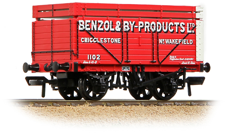 Bachmann 37-177A British Railways 7 Plank Wagon Benzol & By-products Limited Red 1102 Image