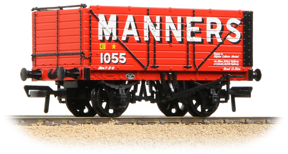 Bachmann 37-136 British Railways 8 Plank Wagon Manners Colliery Company Limited Red 1055 Image